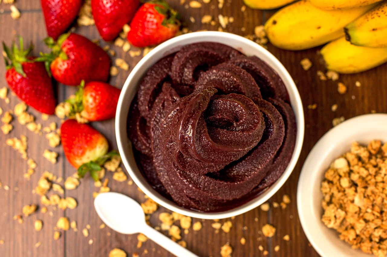 entdecken sie köstliche und gesunde smoothie bowls, perfekt für einen energiereichen start in den tag oder als erfrischenden snack zwischendurch.