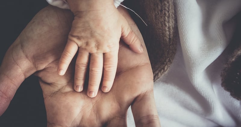 Bedürfnisorientierte Erziehung: So gelingt bindungsstarker Familienalltag