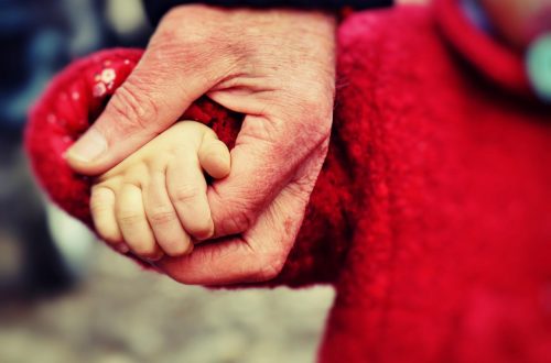 entdecken sie die spannende welt des familienlebens! erfahren sie, wie sie als familie harmonisch zusammenleben, kreative aktivitäten planen und unvergessliche erinnerungen schaffen können. tipps und ratschläge für ein glückliches familienleben.