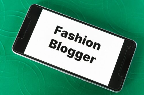 entdecken sie die neuesten trends und inspirationen von einem erfahrenen fashion blogger. stil, mode und lifestyle aus erster hand.